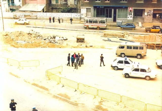 1986. Plaça Trafalgar. Fons: Rosalia