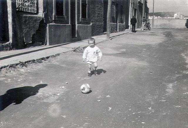 1966. Carrer Sèquia. Fons: Divina Luce Casanovas