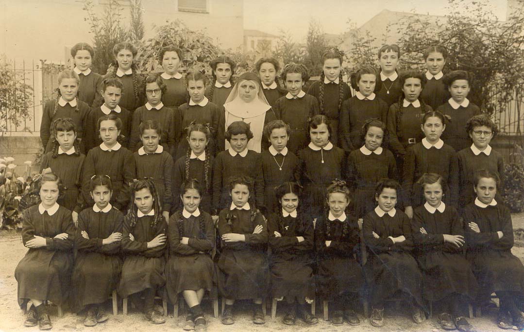 1951. Alumnes "Colegio de las Trinitarias". Fons: Rosell Manera