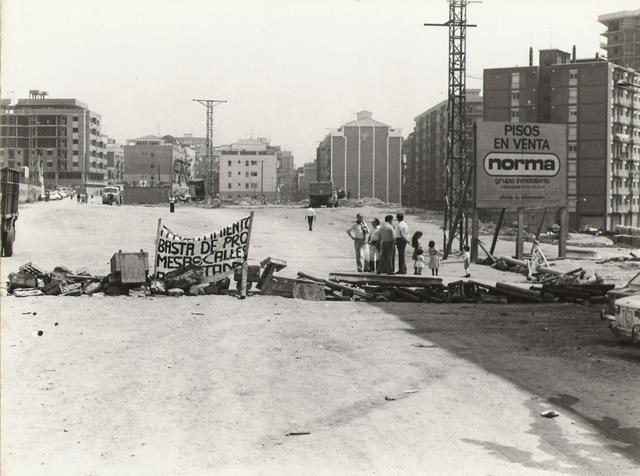 Anys 80. Urbanització dels carrers