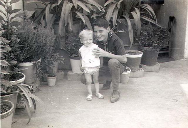 1966. Carrer Sèquia. Fons: Divina Luce Casanovas