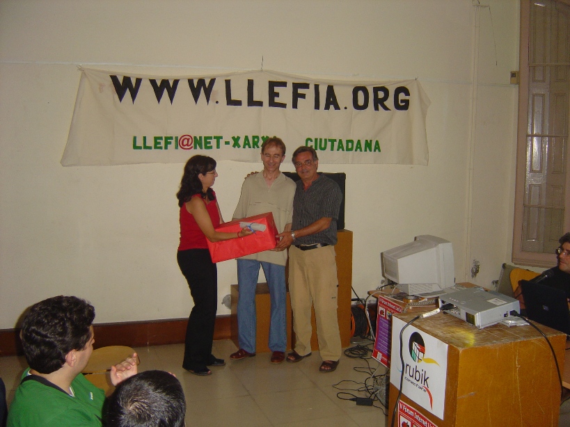 2005 2 de juliol. Lliurament I Premis Innovació Tecnològica, CEIP Feliu i Vegués