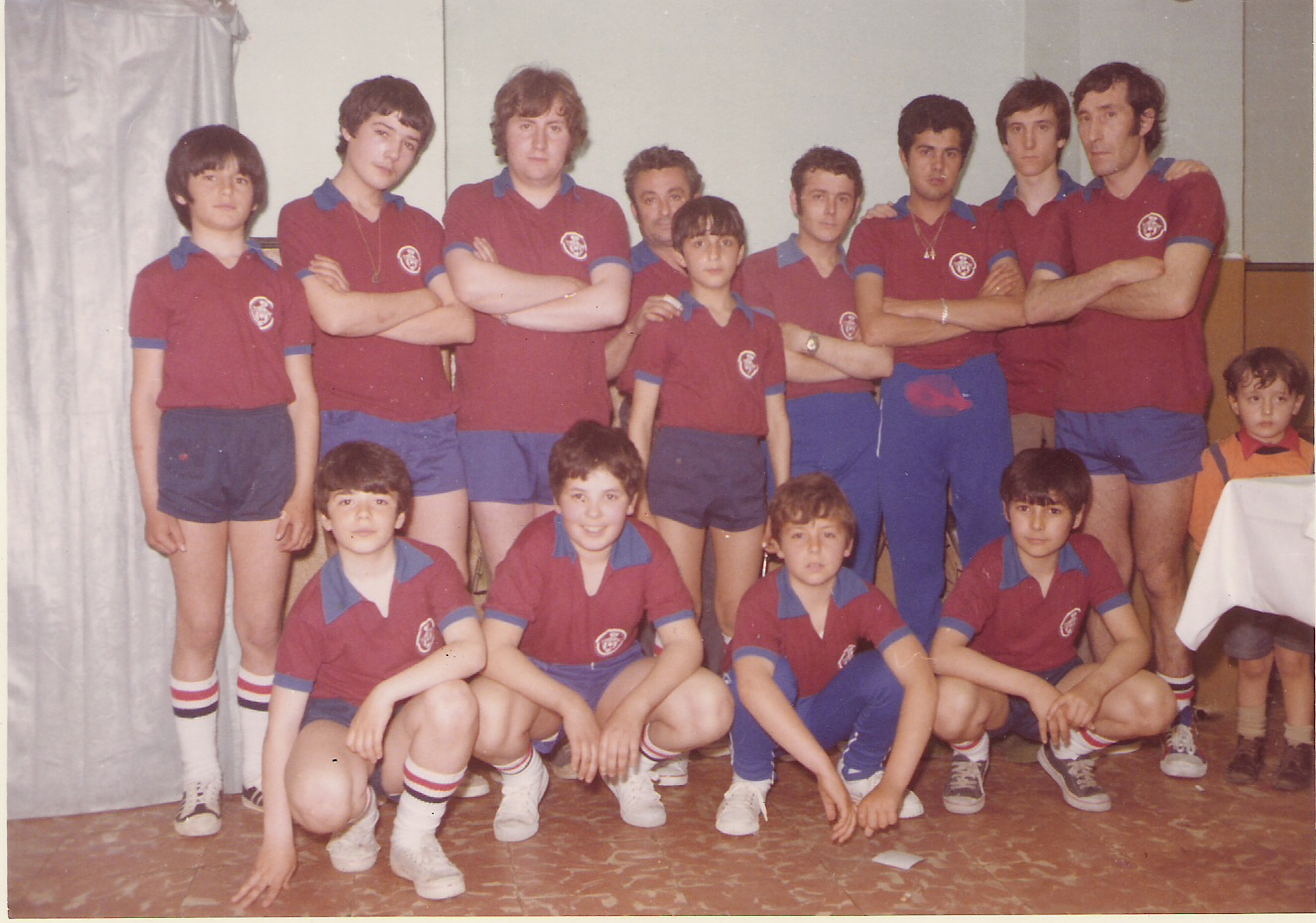 1978. Equip de ping-pong Bar las 3M. Fons: José Luis