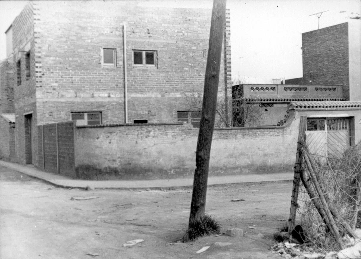 1960.  Carrer Pi i Gilbert.  Fons: Sra Clarà