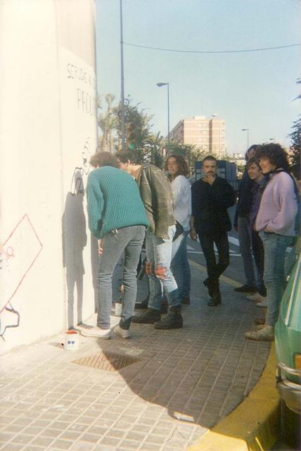 1988.  Mural pl. Trafalgar. Fons: Carol Pérez